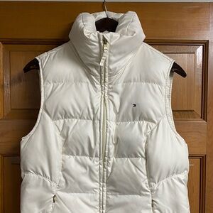 Tommy Hilfiger White women’s puffy vest size M